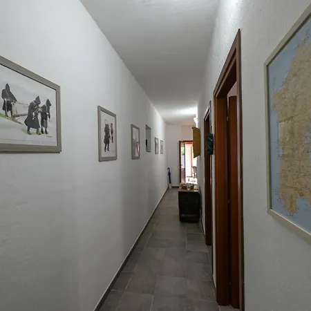 Su Neulagi Bed & Breakfast Triei