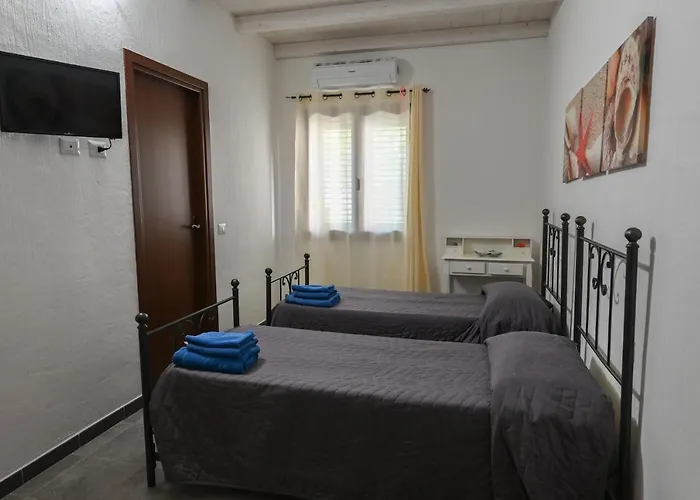 Su Neulagi Oda ve Kahvaltı Triei